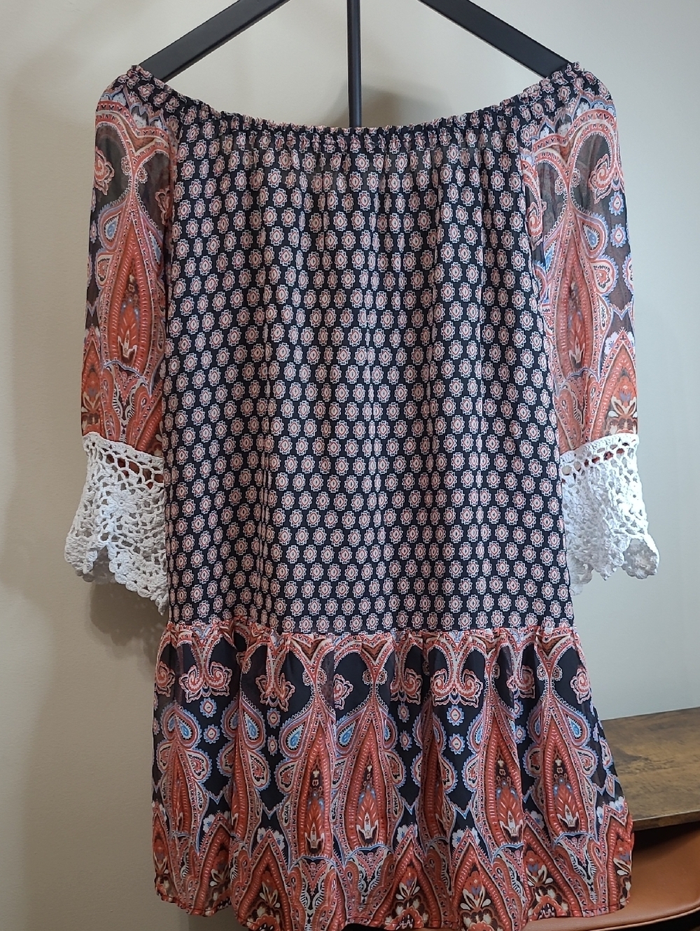 Umgee Colorful Paisley Print Off the Shoulder Dress / Crochet Trim Sleeves (S) - Picture 3 of 7